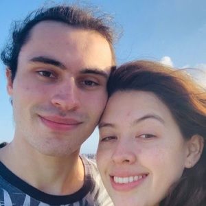 Meet your Posher, Elias